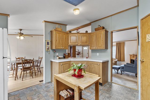 53 Oak Drive, North Hampton, NH 03862