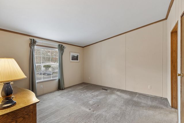 53 Oak Drive, North Hampton, NH 03862