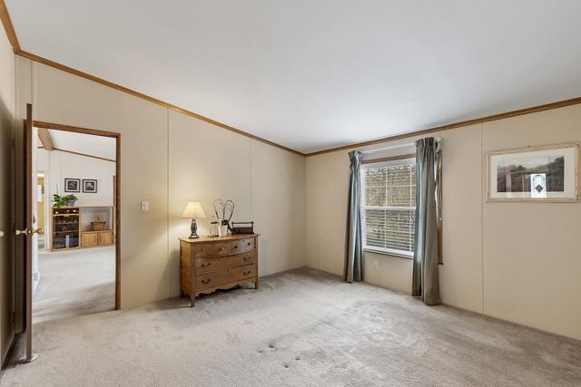 53 Oak Drive, North Hampton, NH 03862