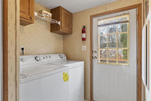 53 Oak Drive, North Hampton, NH 03862