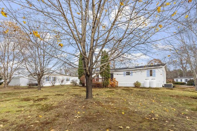 53 Oak Drive, North Hampton, NH 03862