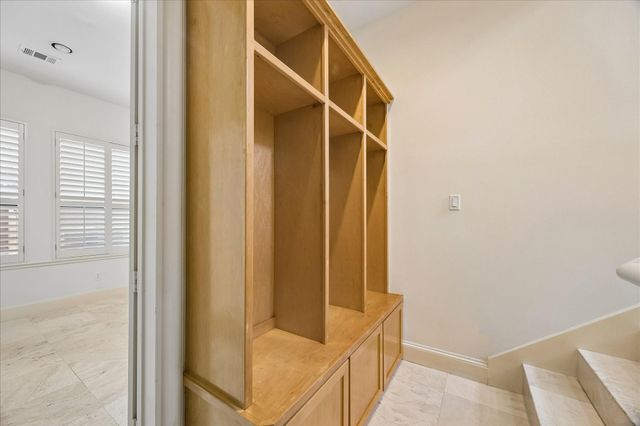 6906 Sewanee Street, Houston, TX 77025