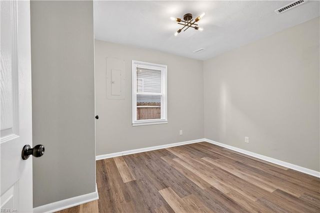 5311 Libertyville RD, Chesapeake, VA 23320