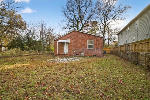 5311 Libertyville RD, Chesapeake, VA 23320