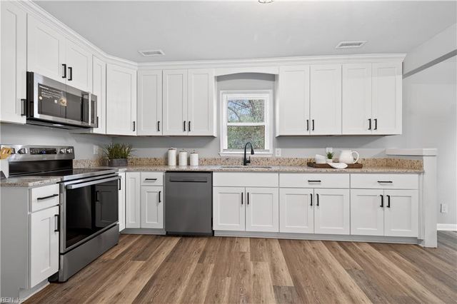 5311 Libertyville RD, Chesapeake, VA 23320