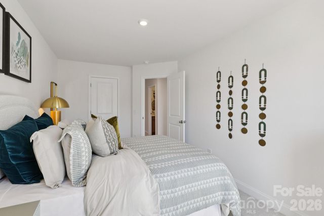 7629 Ethora Way, Charlotte, NC 28216