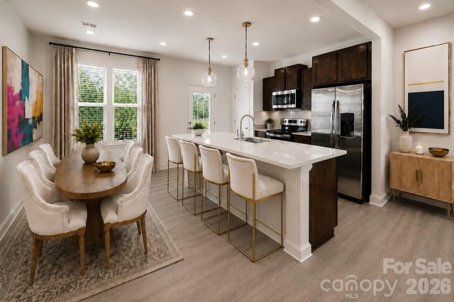 7629 Ethora Way, Charlotte, NC 28216