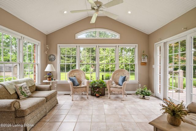 3411 Barbour Ln, Louisville, KY 40241