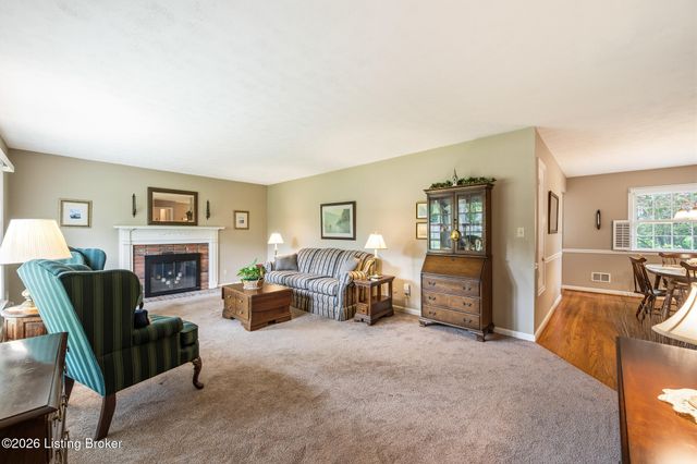 3411 Barbour Ln, Louisville, KY 40241