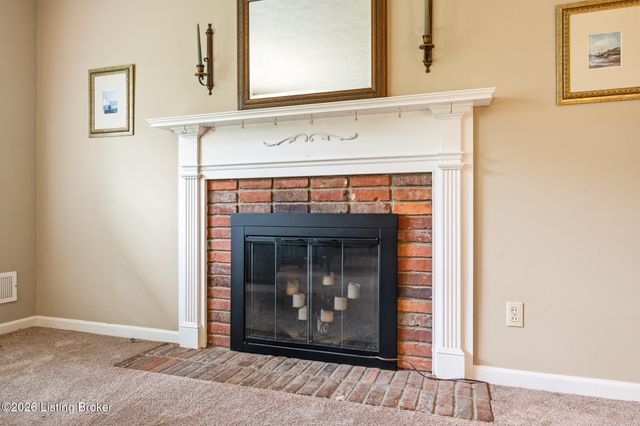 3411 Barbour Ln, Louisville, KY 40241