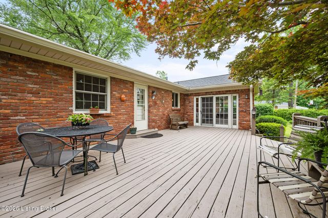 3411 Barbour Ln, Louisville, KY 40241