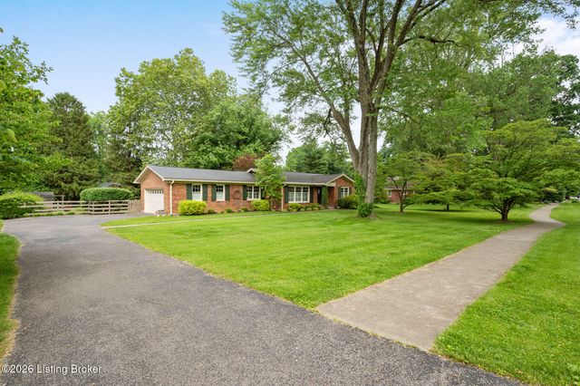 3411 Barbour Ln, Louisville, KY 40241