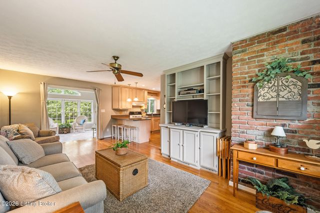 3411 Barbour Ln, Louisville, KY 40241