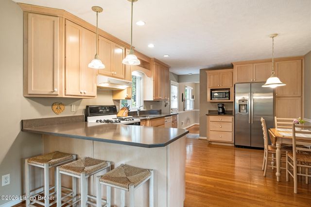 3411 Barbour Ln, Louisville, KY 40241