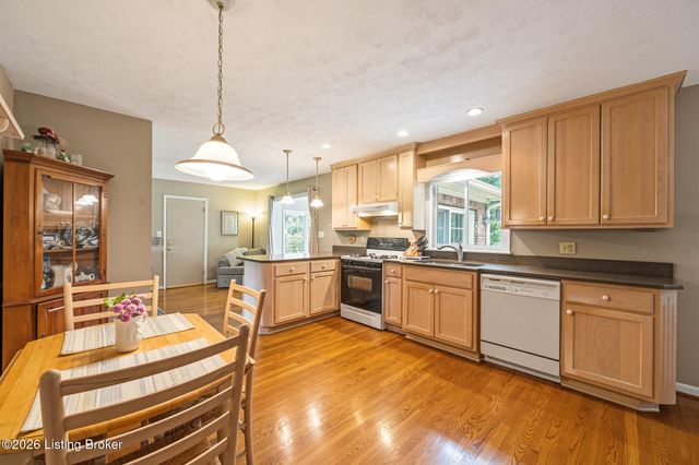3411 Barbour Ln, Louisville, KY 40241