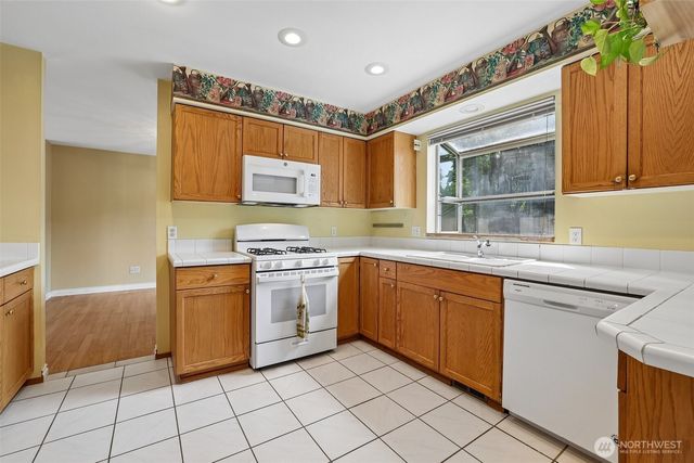 11121 SE 271st Street, Kent, WA 98030