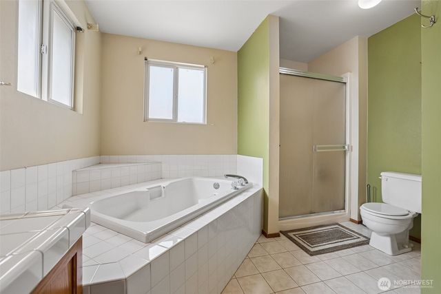 11121 SE 271st Street, Kent, WA 98030