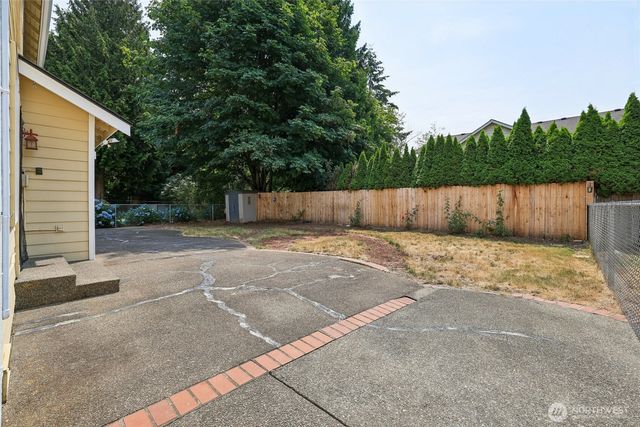 11121 SE 271st Street, Kent, WA 98030