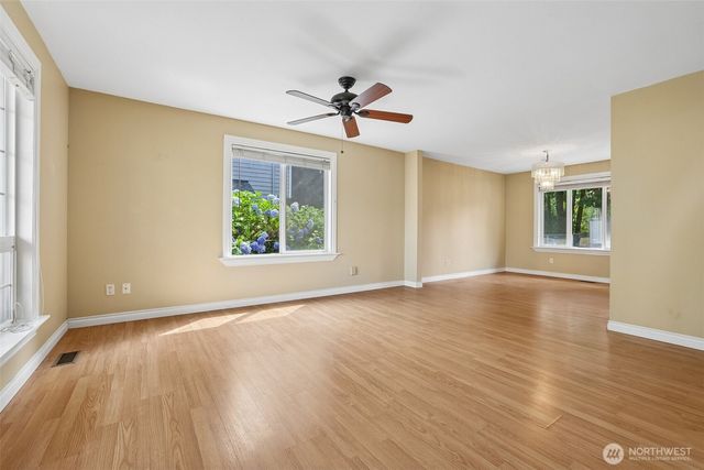 11121 SE 271st Street, Kent, WA 98030