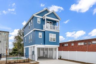 306 6th Ave. N, Myrtle Beach, SC 29577