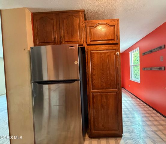 5949 Vistamar Road, Toledo, OH 43611