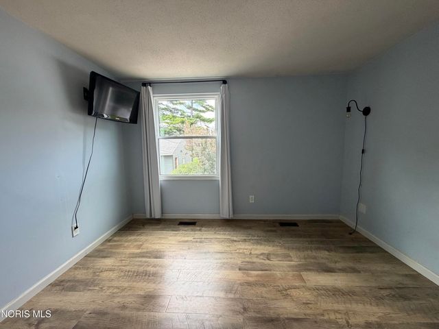 5949 Vistamar Road, Toledo, OH 43611