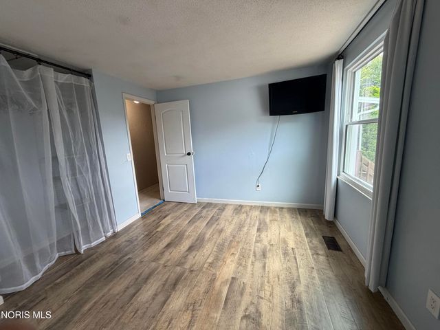 5949 Vistamar Road, Toledo, OH 43611