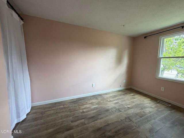 5949 Vistamar Road, Toledo, OH 43611