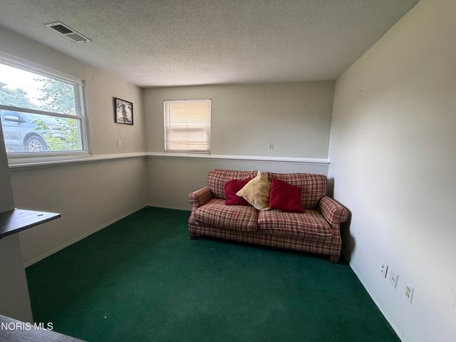 5949 Vistamar Road, Toledo, OH 43611