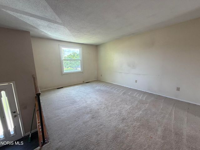 5949 Vistamar Road, Toledo, OH 43611