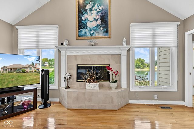 9935 Water Crest Drive, Fishers, IN 46038