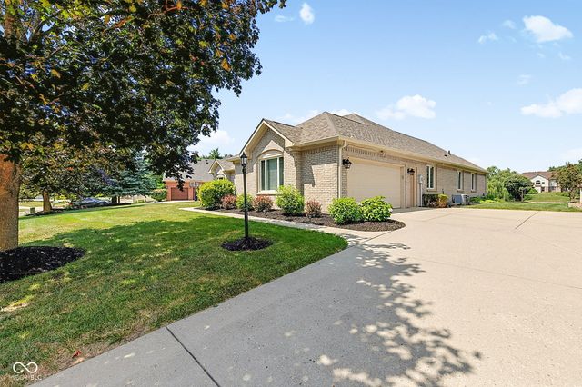 9935 Water Crest Drive, Fishers, IN 46038
