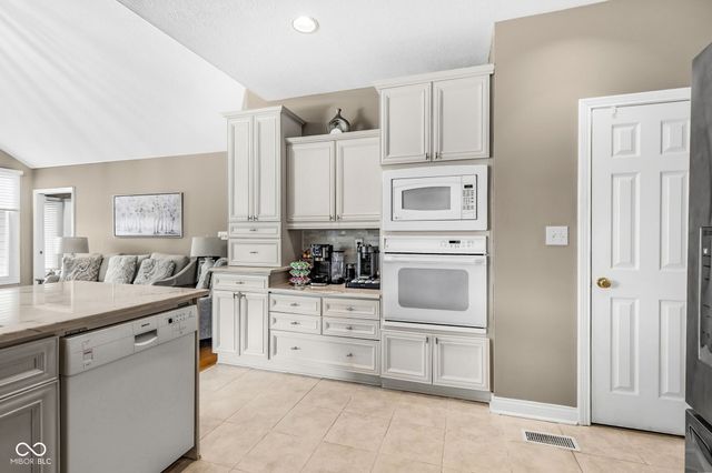 9935 Water Crest Drive, Fishers, IN 46038