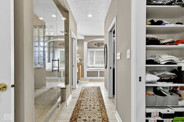 9935 Water Crest Drive, Fishers, IN 46038