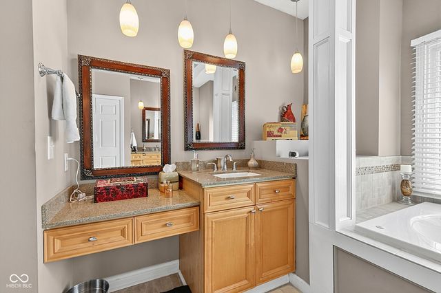 9935 Water Crest Drive, Fishers, IN 46038