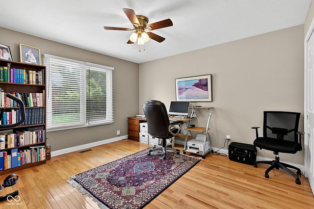 9935 Water Crest Drive, Fishers, IN 46038
