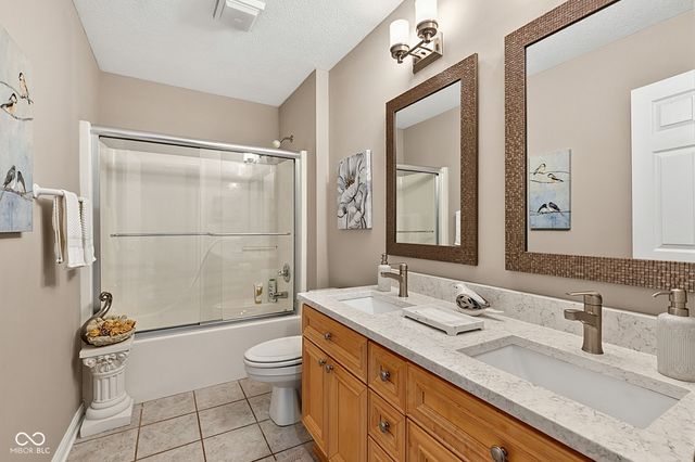 9935 Water Crest Drive, Fishers, IN 46038