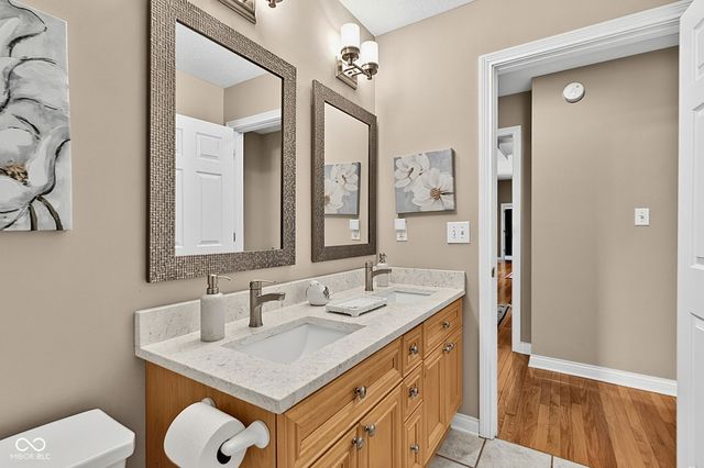 9935 Water Crest Drive, Fishers, IN 46038
