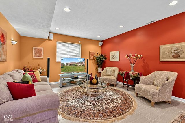 9935 Water Crest Drive, Fishers, IN 46038