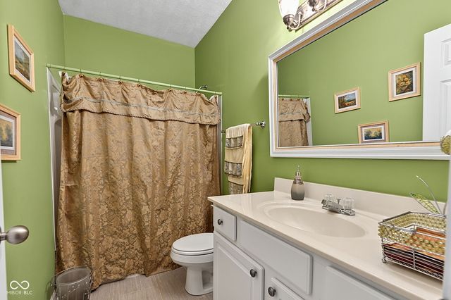 9935 Water Crest Drive, Fishers, IN 46038