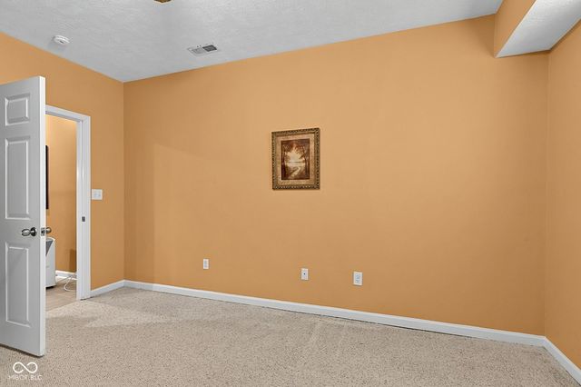 9935 Water Crest Drive, Fishers, IN 46038