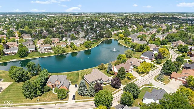9935 Water Crest Drive, Fishers, IN 46038