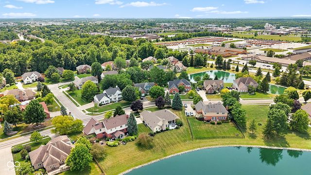 9935 Water Crest Drive, Fishers, IN 46038