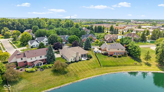9935 Water Crest Drive, Fishers, IN 46038