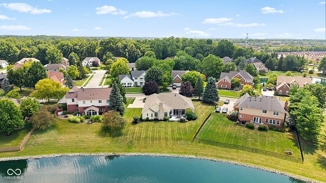 9935 Water Crest Drive, Fishers, IN 46038