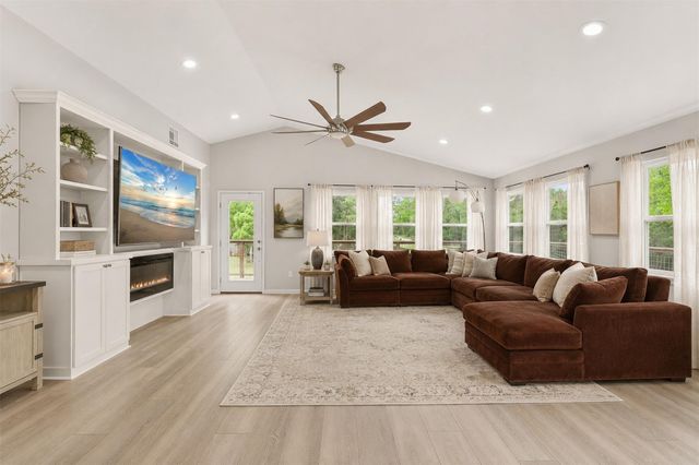 6310 Wickwillow Lane, Alvin, TX 77511
