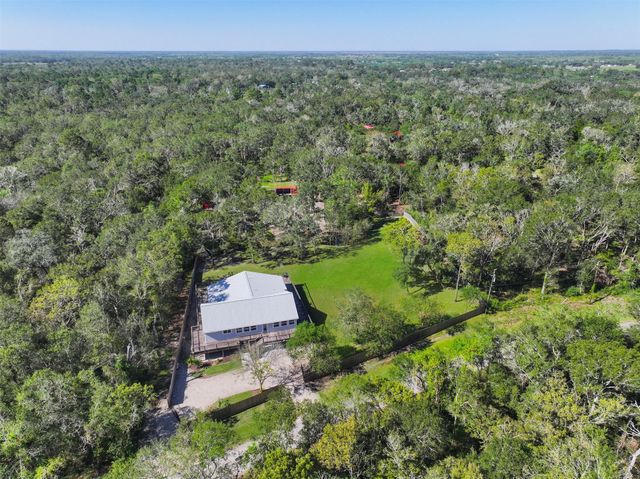 6310 Wickwillow Lane, Alvin, TX 77511