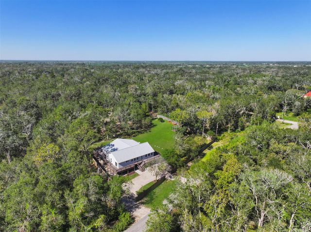 6310 Wickwillow Lane, Alvin, TX 77511