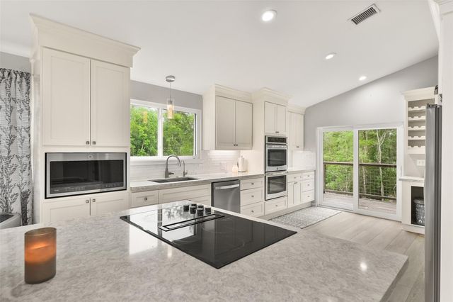 6310 Wickwillow Lane, Alvin, TX 77511