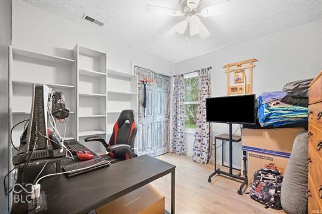 1480 Hedge, Greenfield, IN 46140